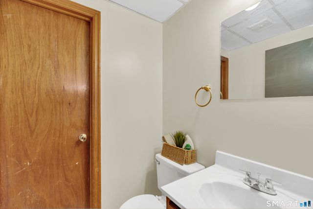 245 Colonial Avenue 16A, Waterbury, CT 06704