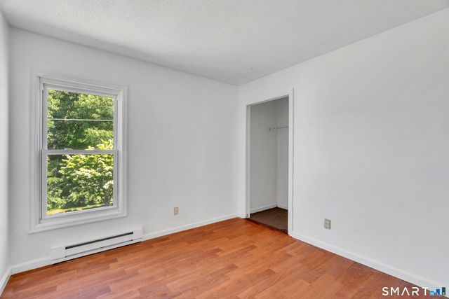 245 Colonial Avenue 16A, Waterbury, CT 06704