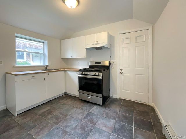 308 East Avenue, Riverhead, NY 11901