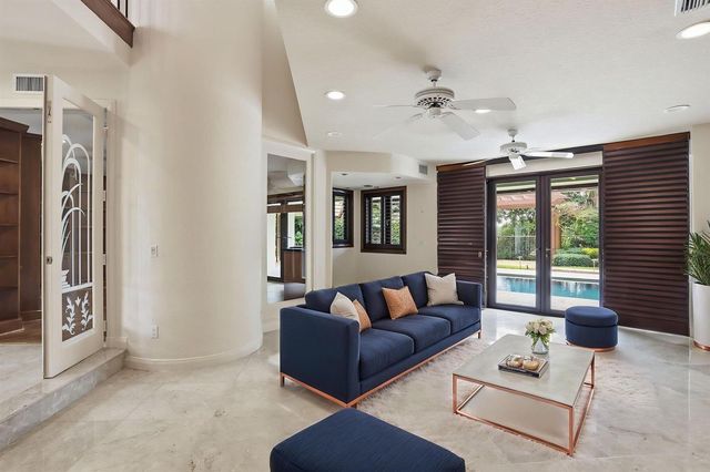 4348 Saint Andrews Drive, Boynton Beach, FL 33436