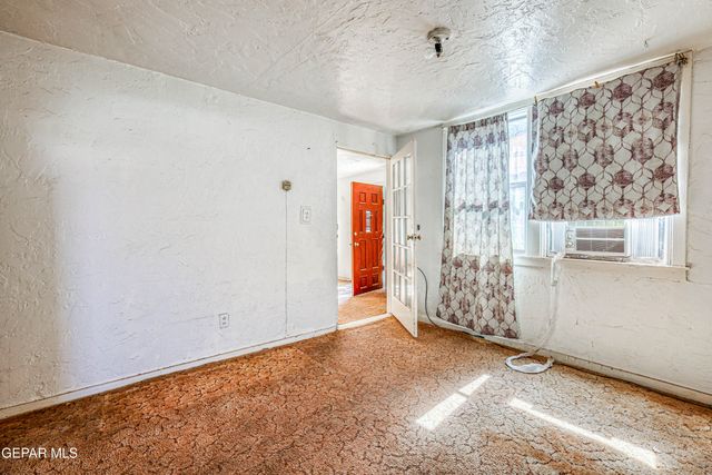 124 TOLEDO Place, El Paso, TX 79905