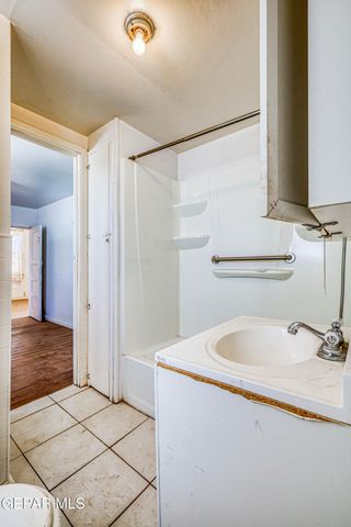 124 TOLEDO Place, El Paso, TX 79905