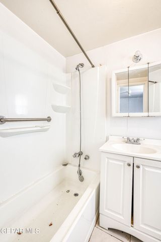 124 TOLEDO Place, El Paso, TX 79905