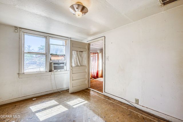 124 TOLEDO Place, El Paso, TX 79905