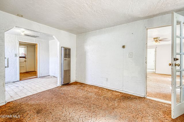 124 TOLEDO Place, El Paso, TX 79905