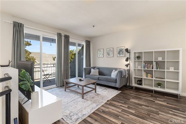 801 S 2nd Street 4, Alhambra, CA 91801