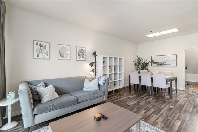 801 S 2nd Street 4, Alhambra, CA 91801