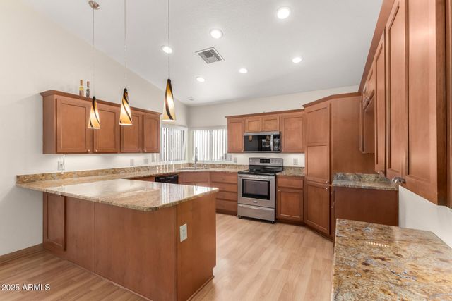 26609 S CLOVERLAND Drive, Sun Lakes, AZ 85248