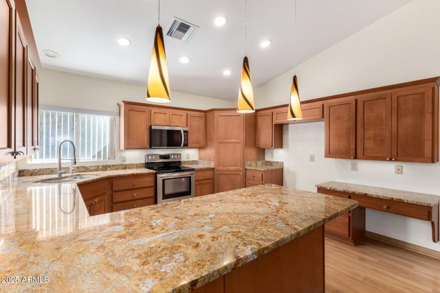 26609 S CLOVERLAND Drive, Sun Lakes, AZ 85248