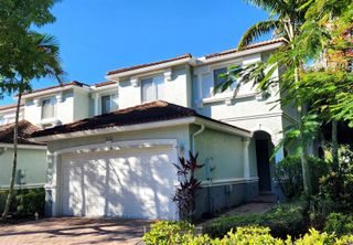 2124 Oakmont Drive, Riviera Beach, FL 33404