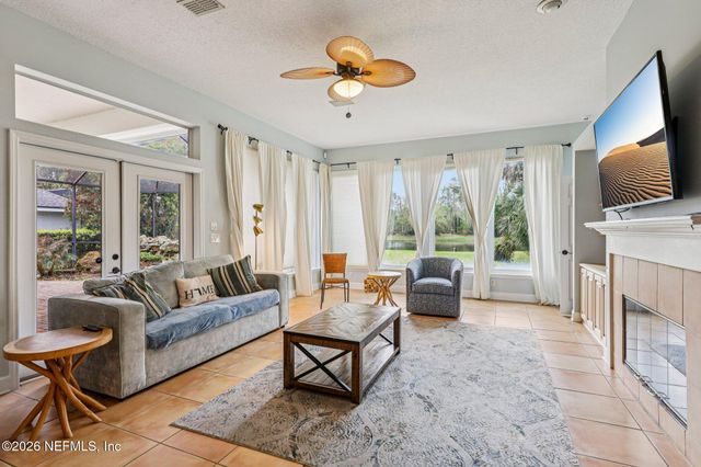 317 E MILL CHASE Court, Ponte Vedra Beach, FL 32082