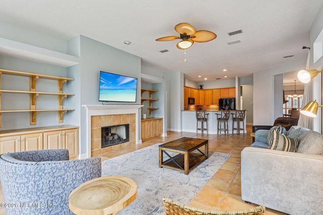 317 E MILL CHASE Court, Ponte Vedra Beach, FL 32082