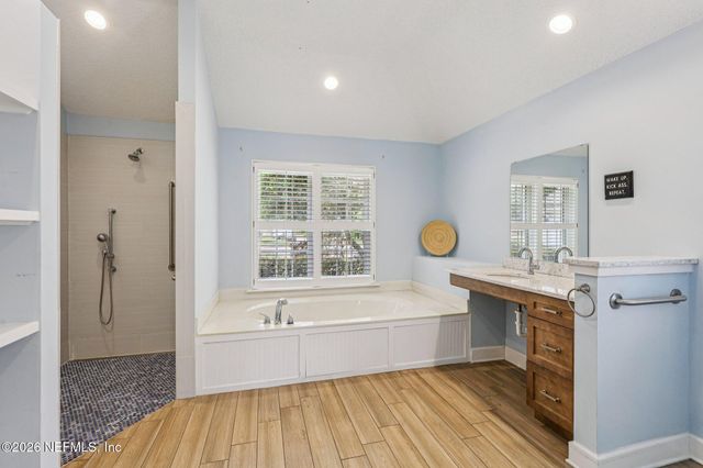 317 E MILL CHASE Court, Ponte Vedra Beach, FL 32082