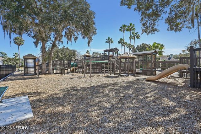 317 E MILL CHASE Court, Ponte Vedra Beach, FL 32082