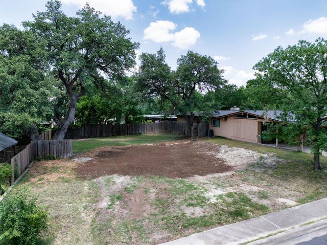 2206 W 49th ST, Austin, TX 78756