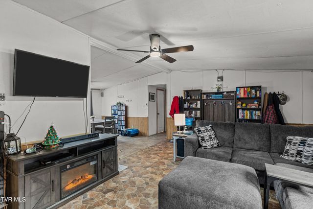 341 Shumate Drive, New Tazewell, TN 37825