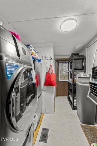 341 Shumate Drive, New Tazewell, TN 37825