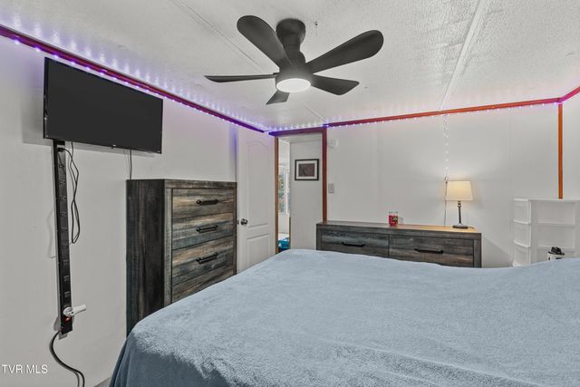 341 Shumate Drive, New Tazewell, TN 37825