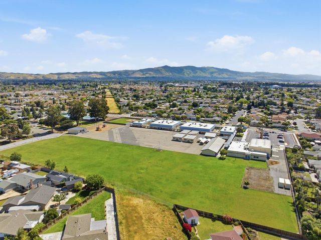 6328 Narcissus Avenue, Newark, CA 94560