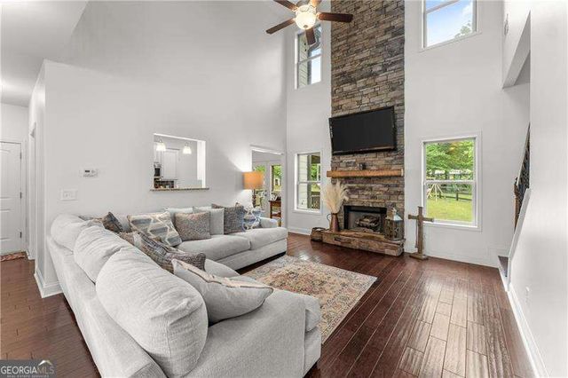 10 Coppage Lane NW, Cartersville, GA 30120