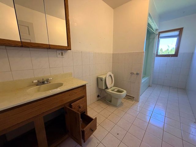 1604 W 99th Place, Crown Point, IN 46307