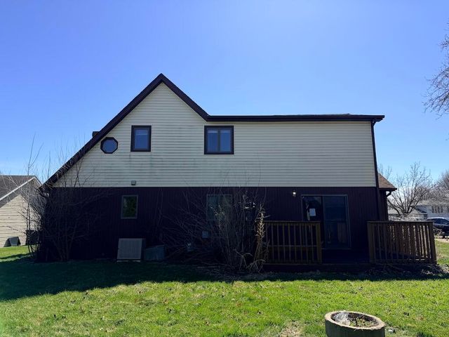 1604 W 99th Place, Crown Point, IN 46307