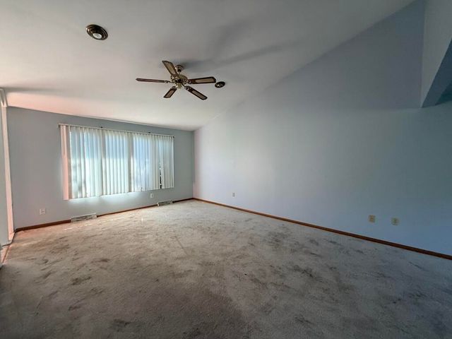1604 W 99th Place, Crown Point, IN 46307