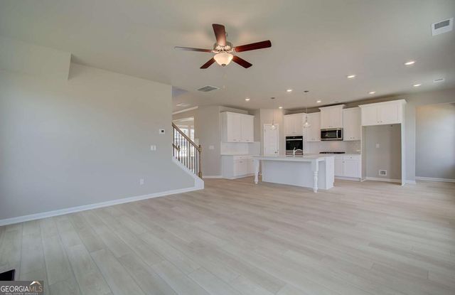 1146 Bodega Loop, Locust Grove, GA 30248