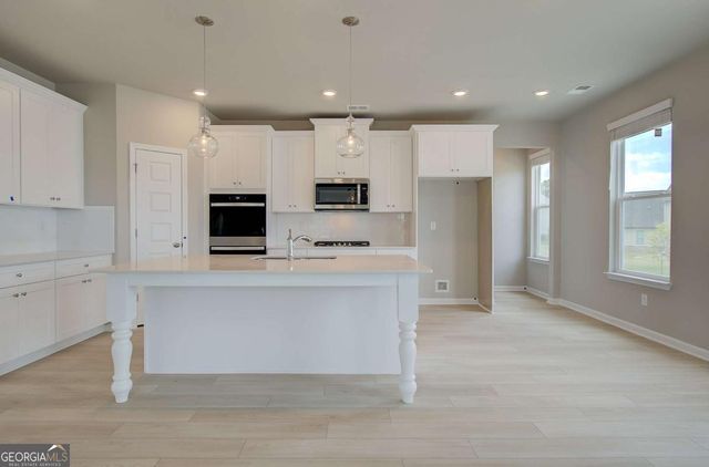 1146 Bodega Loop, Locust Grove, GA 30248