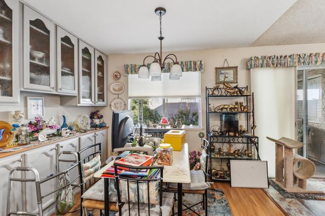 7325 Sunsilver Ln, Sacramento, CA 95828