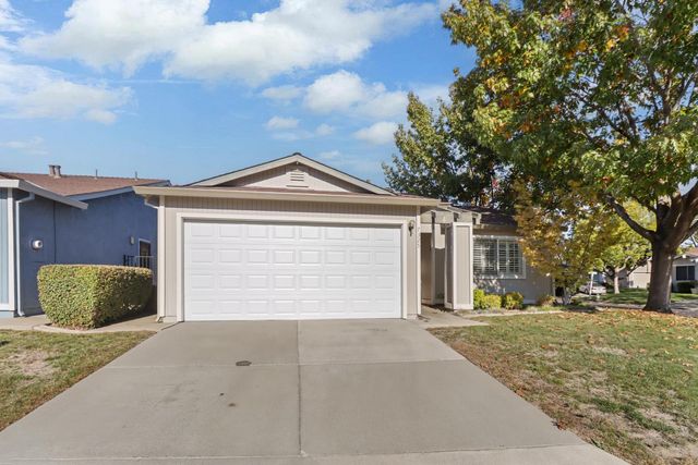 7325 Sunsilver Ln, Sacramento, CA 95828