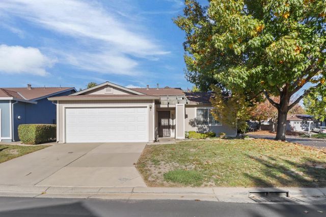 7325 Sunsilver Ln, Sacramento, CA 95828