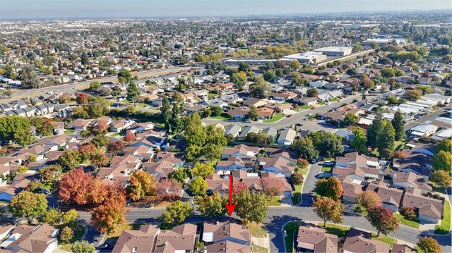 7325 Sunsilver Ln, Sacramento, CA 95828