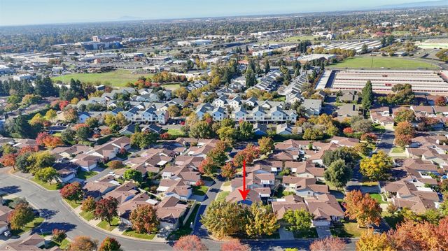 7325 Sunsilver Ln, Sacramento, CA 95828