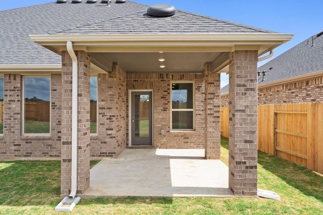 21119 Iberian Magpie Trail, Tomball, TX 77377