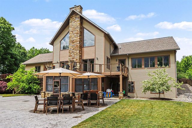 8874 1 Mile Road, East Leroy, MI 49051
