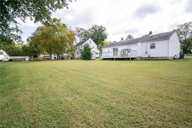 112 Robinson DR, Newport News, VA 23601