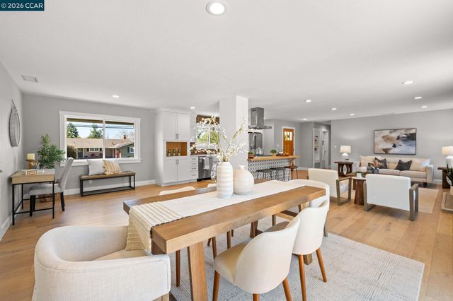 1394 El Camino Dr, Clayton, CA 94517