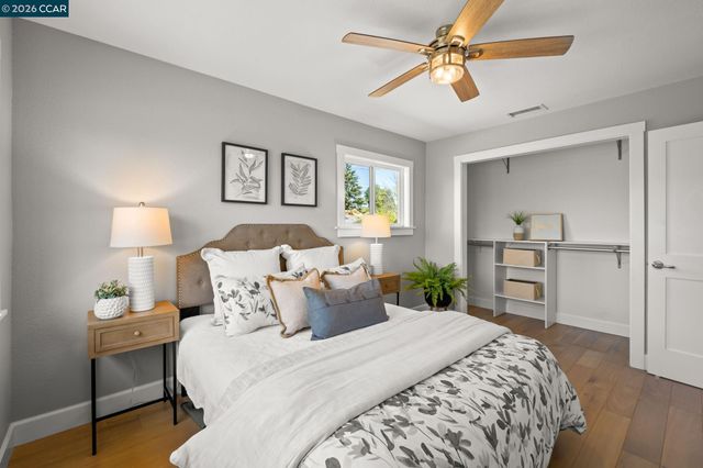 1394 El Camino Dr, Clayton, CA 94517