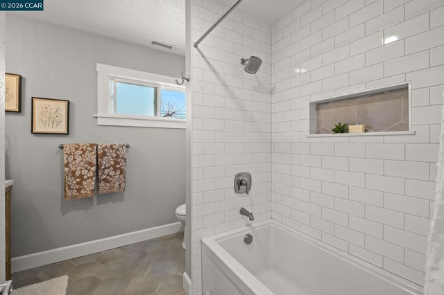 1394 El Camino Dr, Clayton, CA 94517