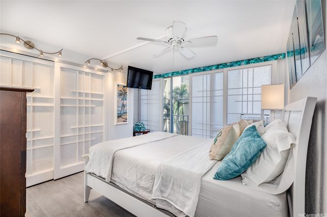 2947 Kalakaua Avenue 401, Honolulu, HI 96815