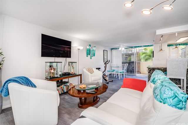 2947 Kalakaua Avenue 401, Honolulu, HI 96815