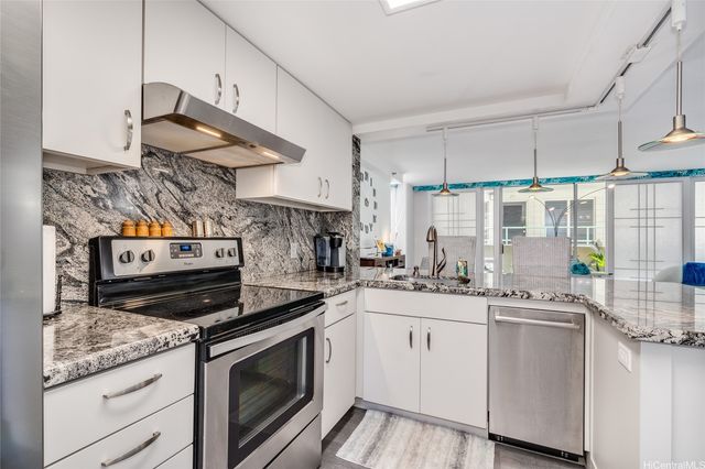 2947 Kalakaua Avenue 401, Honolulu, HI 96815