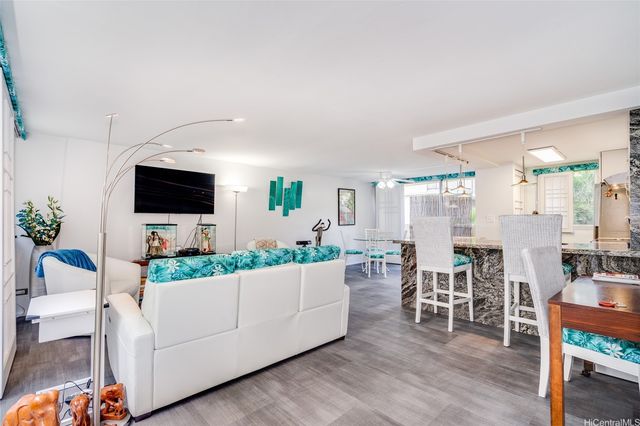 2947 Kalakaua Avenue 401, Honolulu, HI 96815