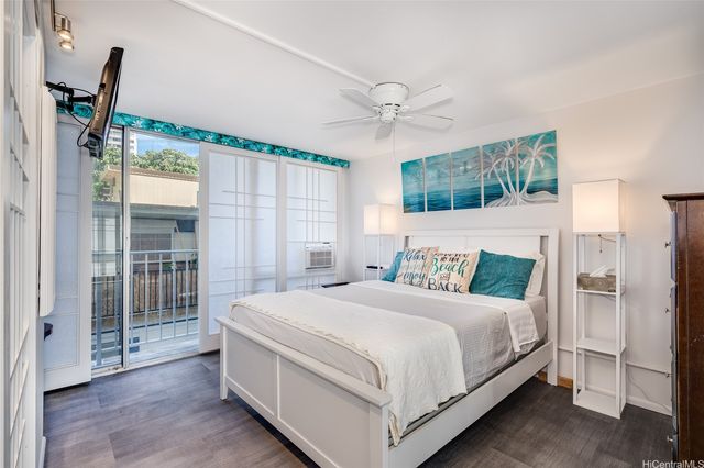 2947 Kalakaua Avenue 401, Honolulu, HI 96815