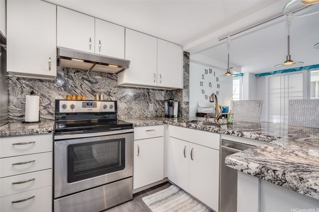 2947 Kalakaua Avenue 401, Honolulu, HI 96815