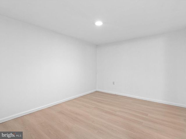 10 WESTERLY ST, Newark, DE 19713