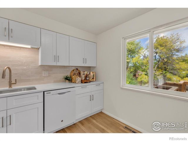 2880 La Grange Circle, Boulder, CO 80305