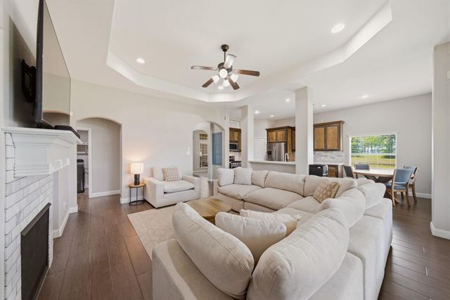 3203 Borden Gully Drive, Dickinson, TX 77539