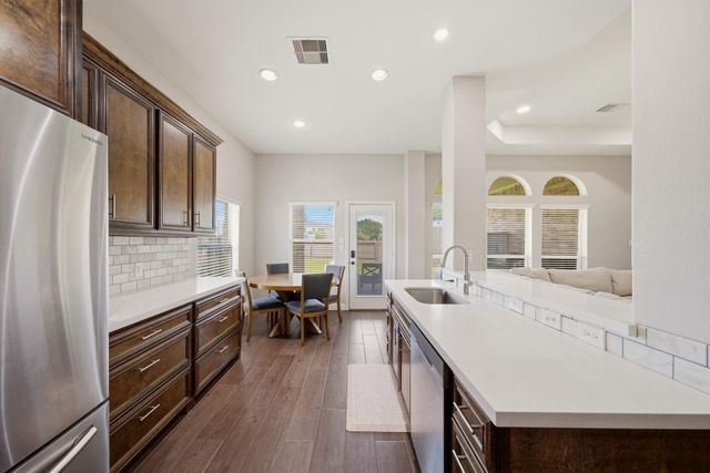 3203 Borden Gully Drive, Dickinson, TX 77539
